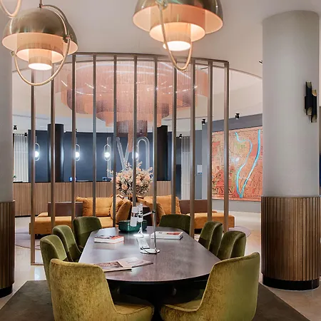 Nh Lyon Airport Hotel 4*