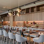 Nh Lyon Airport מלון 4*