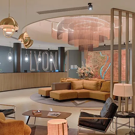 Hotel Nh Lyon Airport 4*