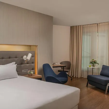 Nh Lyon Airport 4* Colombier-Saugnieu