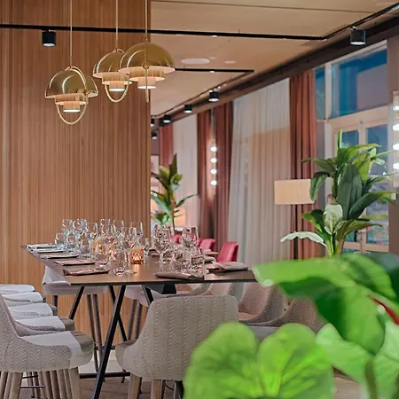 Nh Lyon Airport 4* Colombier-Saugnieu